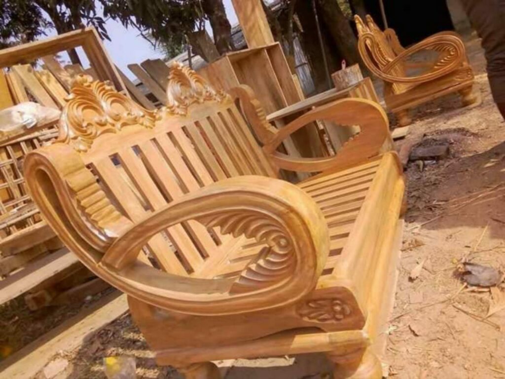 wooden sofaset (1) images 114